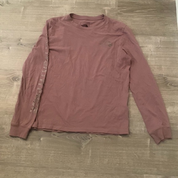 North Face T-shirt - Picture 2 of 4